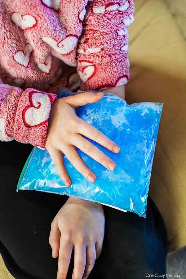 Homemade Ice Pack How to make a gel Ice pack for less