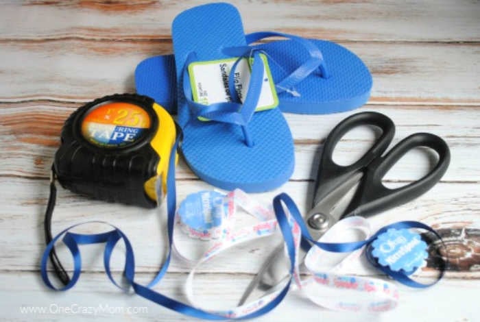 Make these Patriotic ribbon flip flops for less than $5 and in just 20 minutes! Jazz up plain flip flops and turn then into 4th of july flip flops.