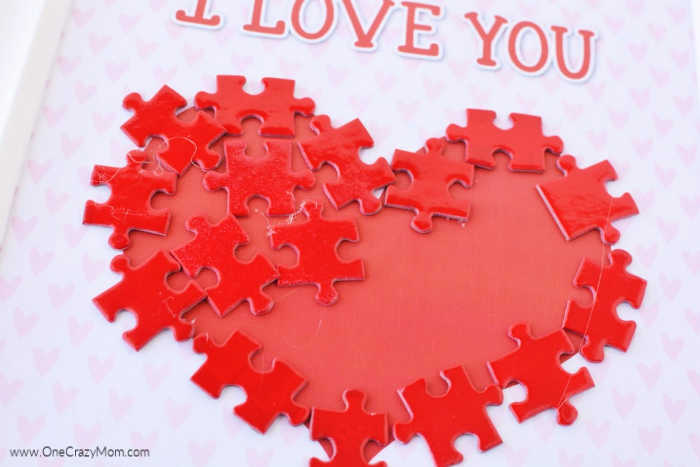 Valentine's Day is around the corner and you are going to have a blast making this I love you to pieces craft. Get your free i love you to pieces template. 