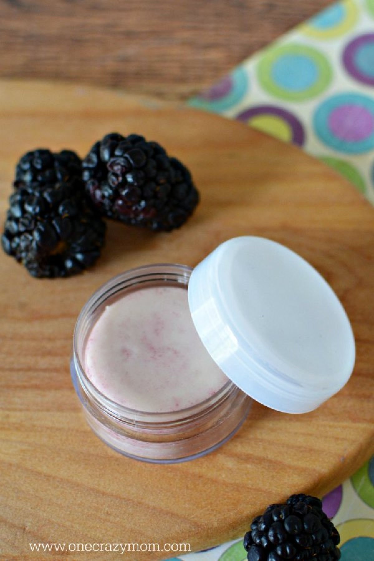 We have a super easy DIY today to learn how to make tinted lip balm. Not only is this so moisturizing but gives your lips a beautiful tint naturally. 