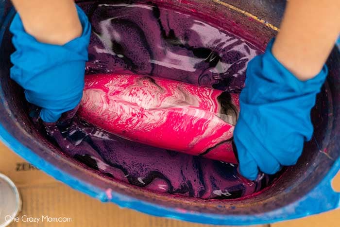 Have you been wondering how to hydro dip? We have a very simple but fun tutorial so you can learn all about hydro dipping. Have you been wondering how to hydro dip? We have a very simple but fun tutorial so you can learn all about hydro dipping.