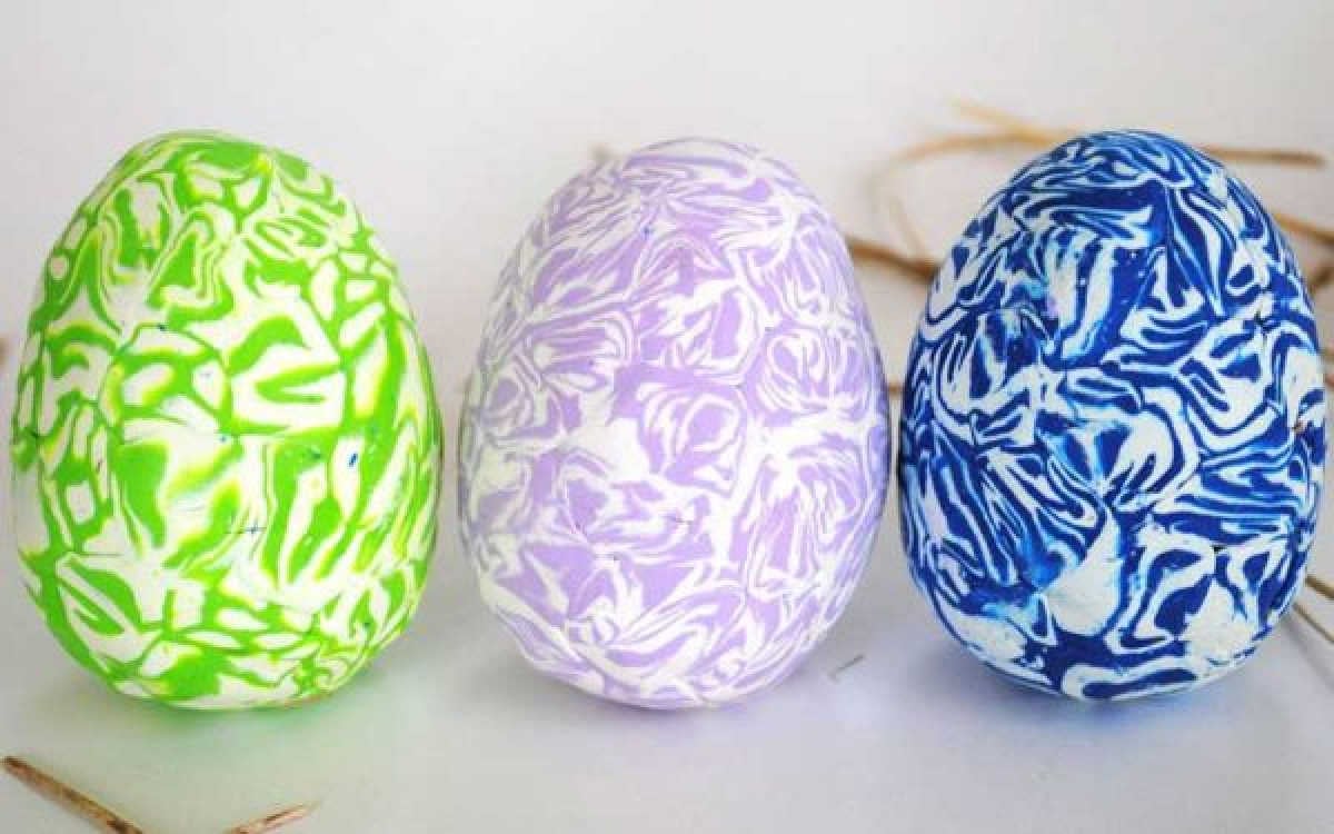 Get started today with over 15 Polymer Clay Ideas that are fun for kids and adults. Choose a polymer clay tutorial and be prepared to have a blast.